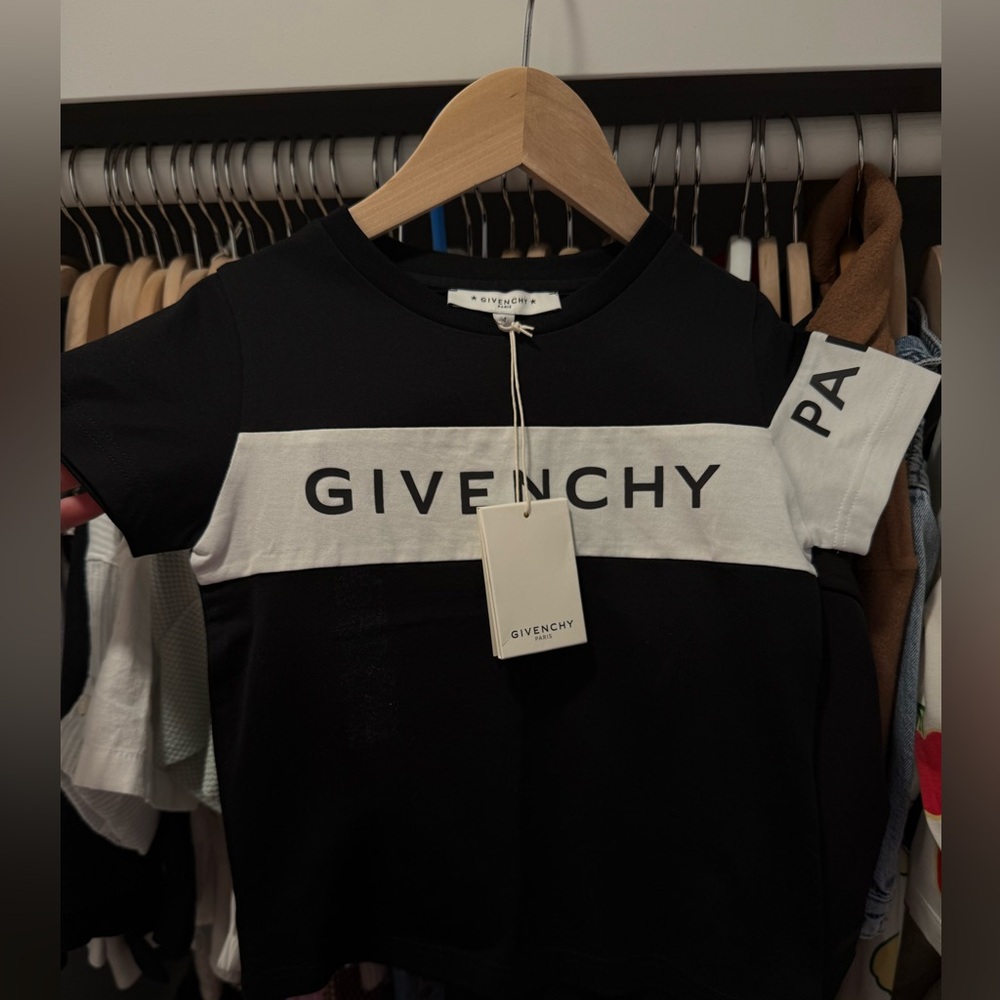 Givenchy T-shirt kids